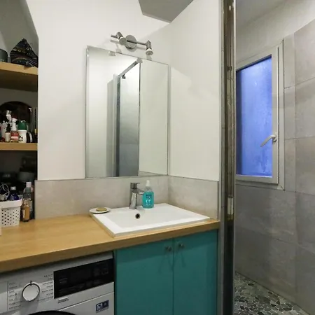 For 2 In The 14th District Appartement